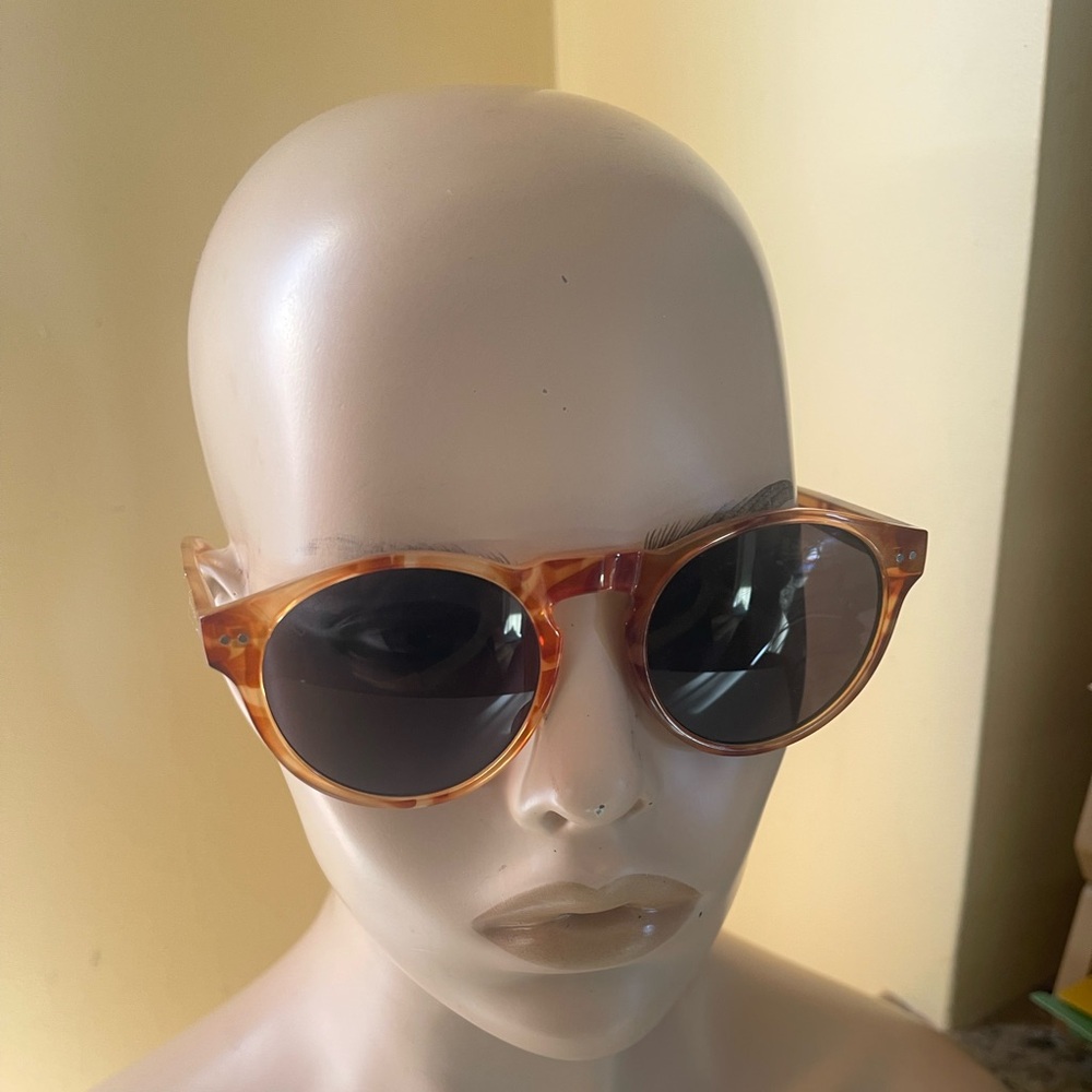 DIFF CODY SUNGLASSES CHARITABLE EYEWEAR DE01-0166-SLGRN